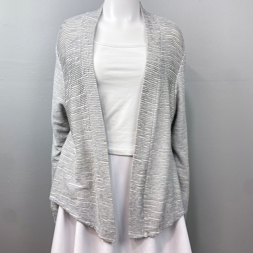 Sweet Grey Textured Knit‎ Open Front Ruffle Hem Cardigan Size L Peplum Twee Y2K